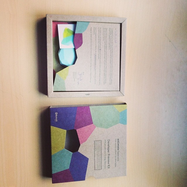 Estimote_Beacon